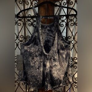 Trendy Black Tie-Dye Tank Top